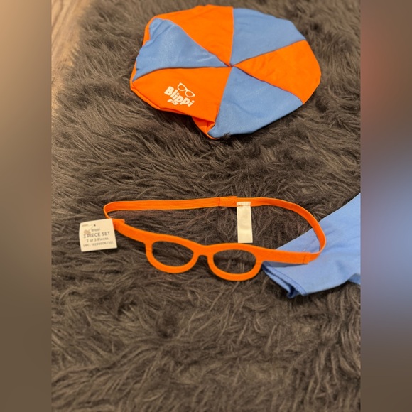 Blippi Costume - Picture 2 of 4